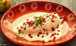 chiles en nogada